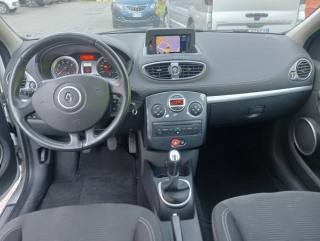 RENAULT Clio usata, con Controllo automatico clima