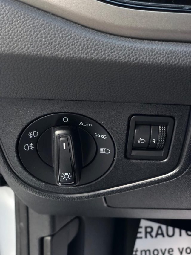 VOLKSWAGEN Polo usata, con Volante multifunzione