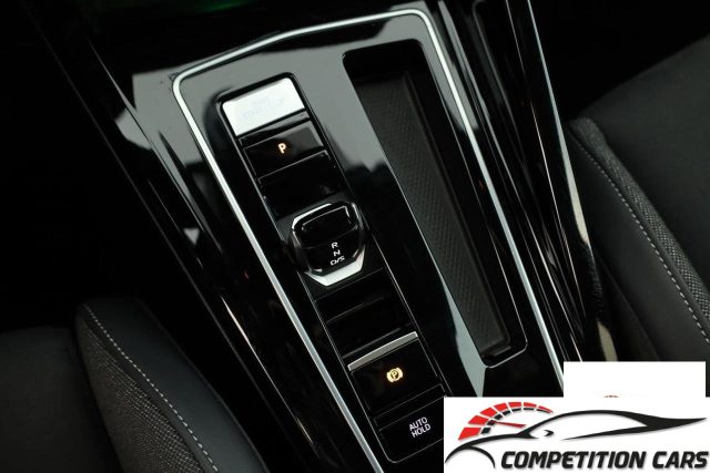 VOLKSWAGEN Golf usata, con Fari LED