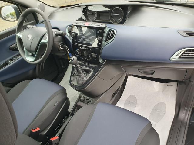 LANCIA Ypsilon usata, con Fendinebbia
