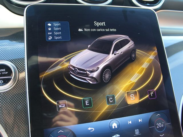 MERCEDES-BENZ GLC 220 usata, con Bracciolo