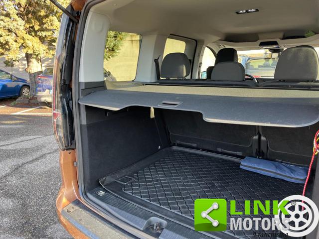 VOLKSWAGEN Caddy usata, con Park Distance Control