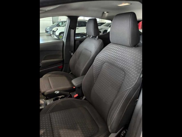 FORD Fiesta usata, con Cruise Control