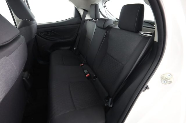 TOYOTA Yaris usata 3