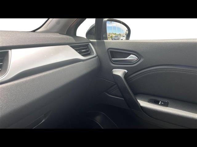 RENAULT Captur usata, con Bracciolo
