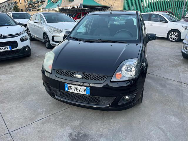 FORD Fiesta usata, con ABS