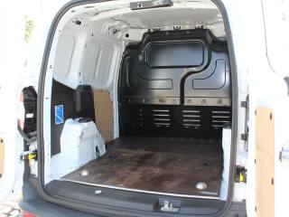 FORD Transit Courier usata, con USB