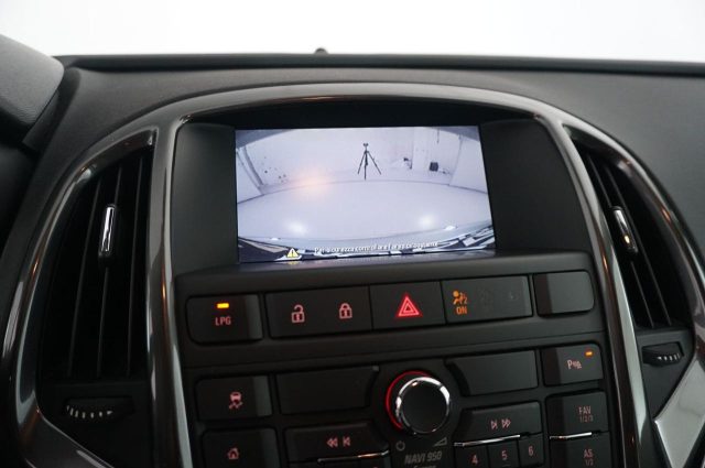 OPEL Astra usata, con Sedile posteriore sdoppiato