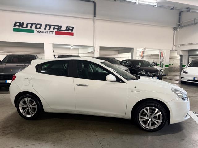 ALFA ROMEO Giulietta usata, con Autoradio