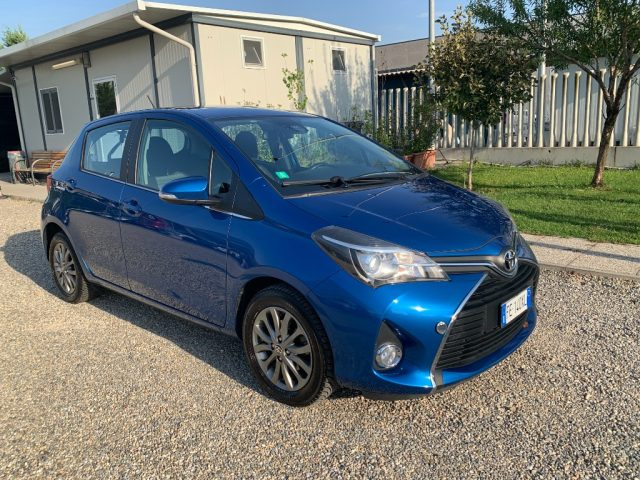 TOYOTA Yaris usata, con Airbag laterali