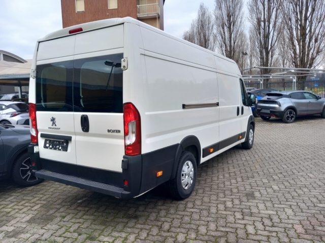 PEUGEOT Boxer usata, con Autoradio