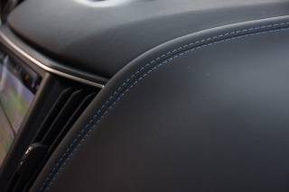 MASERATI Levante usata, con Leve al volante