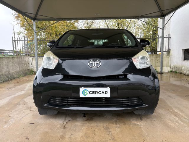 TOYOTA iQ usata, con Airbag