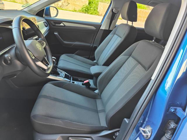VOLKSWAGEN T-Roc usata, con Volante in pelle