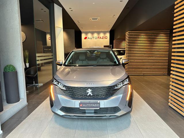 PEUGEOT 3008 usata, con Autoradio digitale