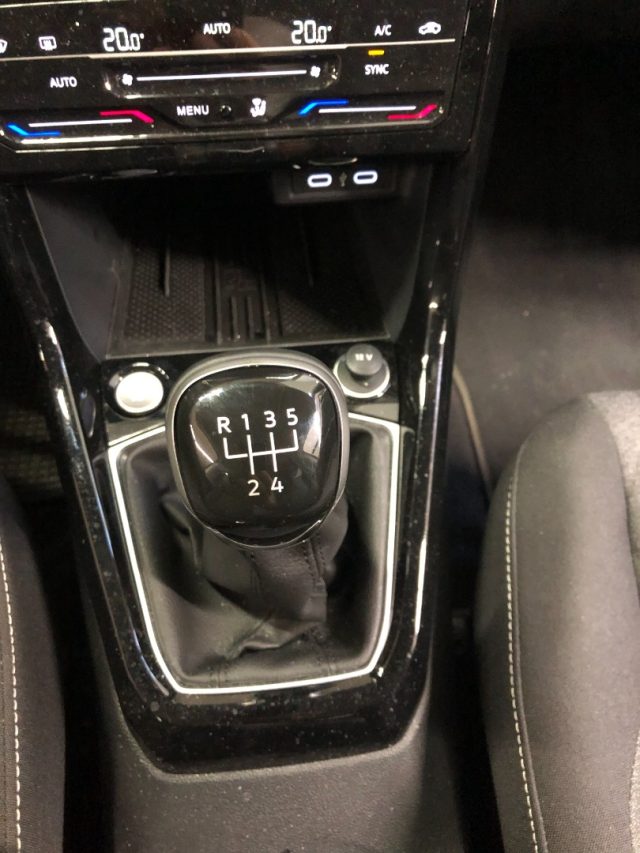 VOLKSWAGEN T-Cross usata, con Bluetooth