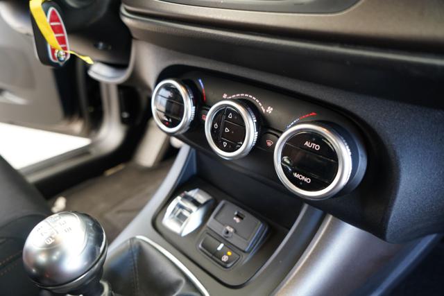 ALFA ROMEO Giulietta usata, con Airbag testa