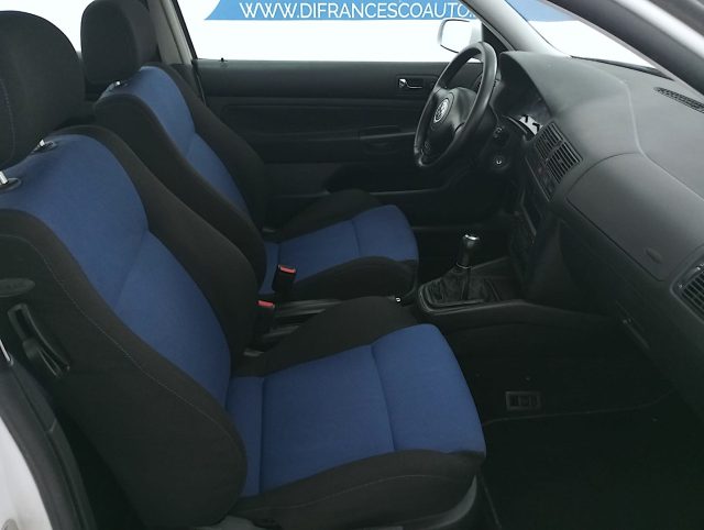 VOLKSWAGEN Golf usata, con Specchietti laterali elettrici