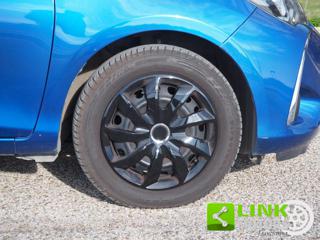TOYOTA Yaris usata, con Airbag testa