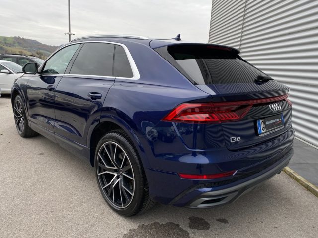 AUDI Q8 usata, con Autoradio