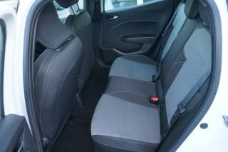 RENAULT Clio usata, con Autoradio digitale