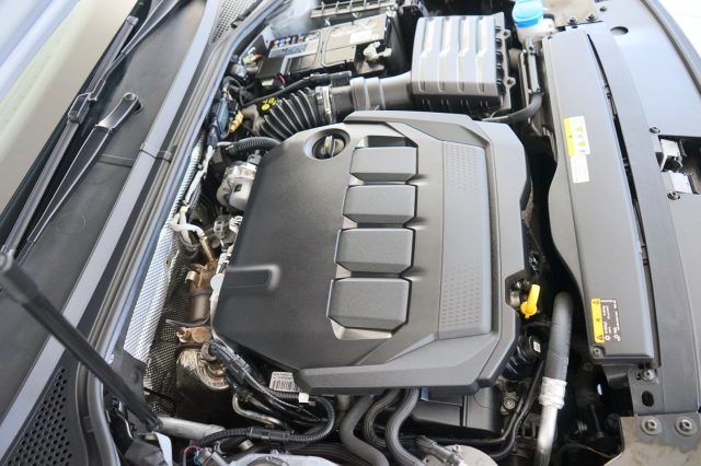 VOLKSWAGEN Passat Variant usata, con Ruota di riserva