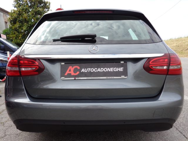 MERCEDES-BENZ C 180 usata, con Boardcomputer