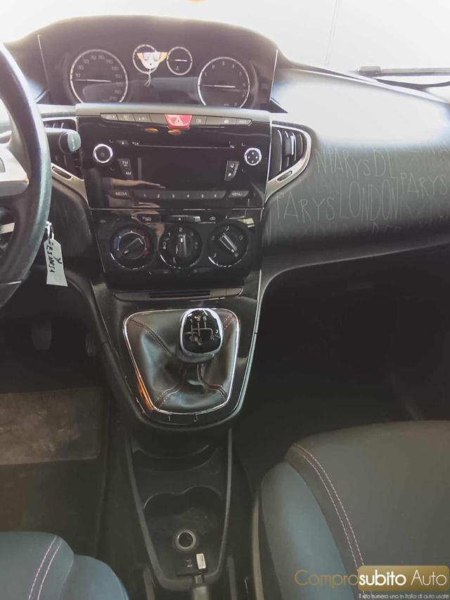 LANCIA Ypsilon usata, con Specchietti laterali elettrici