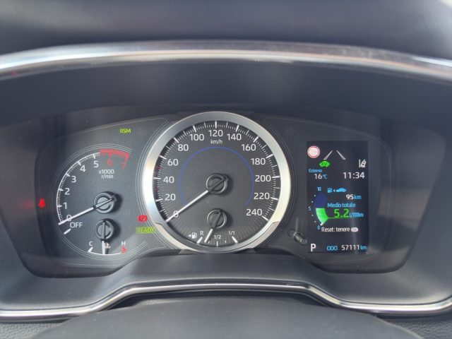 TOYOTA Corolla usata, con Servosterzo