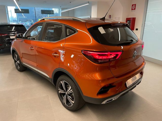 MG ZS usata, con Boardcomputer