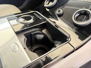 LAND ROVER Range Rover Velar usata, con Telecamera per parcheggio assistito