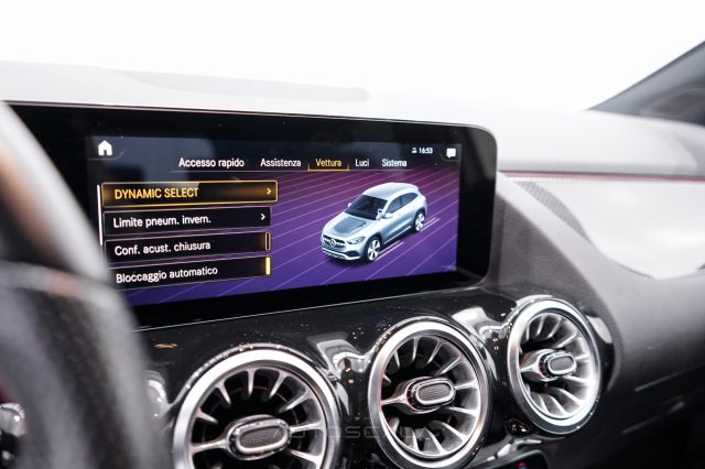 MERCEDES-BENZ GLA 200 usata, con Volante multifunzione