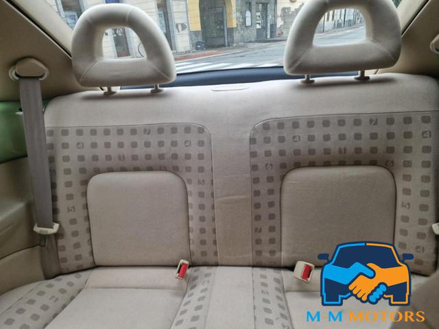 VOLKSWAGEN New Beetle usata 13