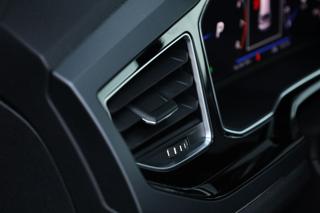 VOLKSWAGEN Taigo usata, con Sensore di luce