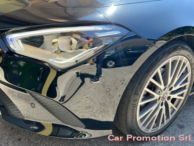 MERCEDES-BENZ CLA 180 usata, con Specchietti laterali elettrici