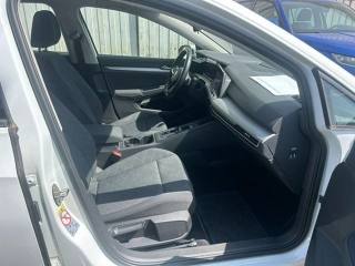 VOLKSWAGEN Golf usata, con Autoradio