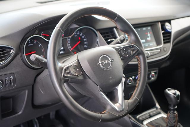 OPEL Crossland X usata, con Sedile posteriore sdoppiato