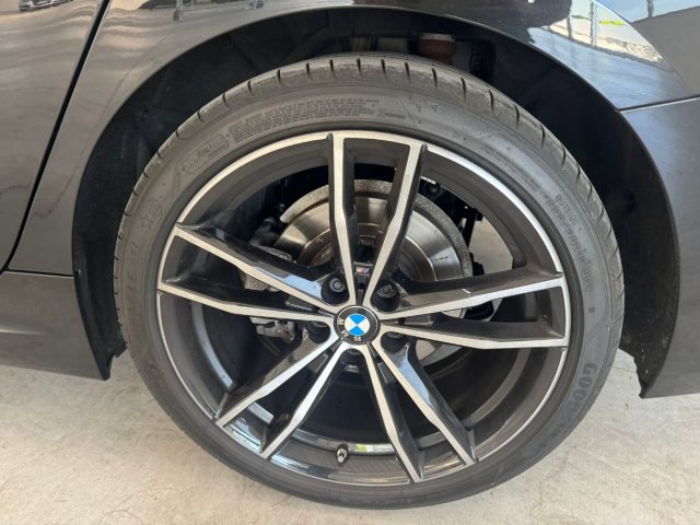 BMW 320 usata, con Leve al volante