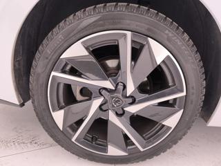 PEUGEOT 308 usata, con Volante multifunzione