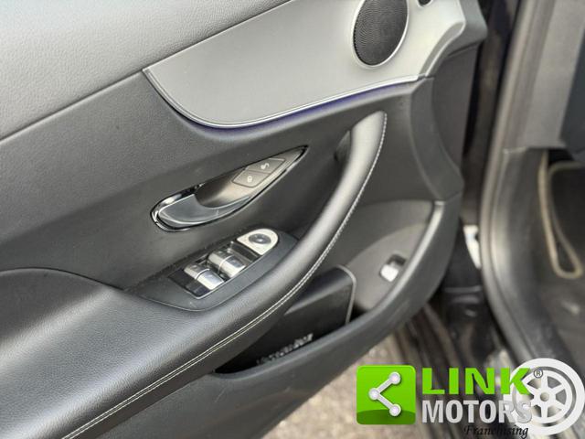 MERCEDES-BENZ E 220 usata, con Sedili sportivi