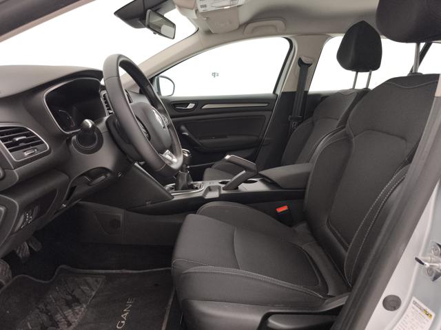 RENAULT Megane usata, con Controllo automatico clima