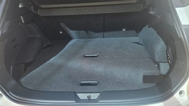 NISSAN Qashqai usata, con Autoradio