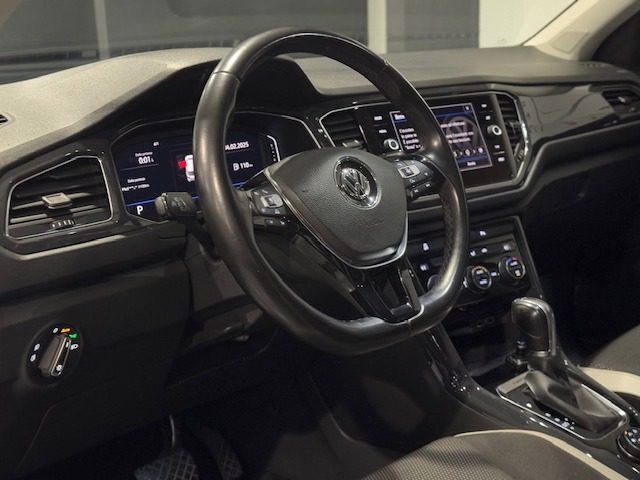 VOLKSWAGEN T-Roc usata, con Cerchi in lega