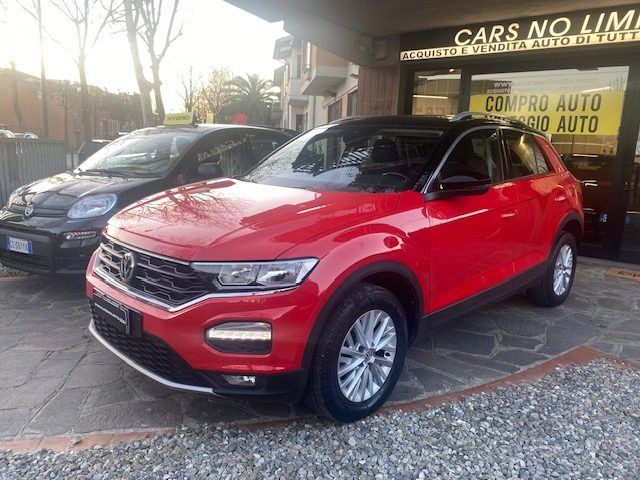 VOLKSWAGEN T-Roc usata, con Autoradio digitale