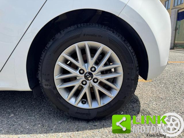 KIA Rio usata, con Specchietti laterali elettrici