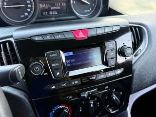LANCIA Ypsilon usata, con Servosterzo