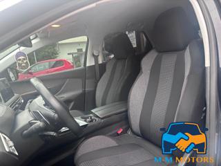 PEUGEOT 3008 usata, con Climatizzatore