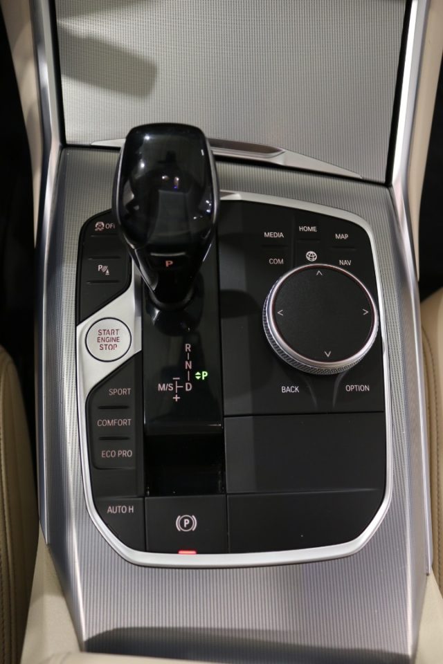 BMW 320 usata, con Sensore di pioggia