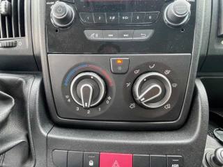 PEUGEOT Boxer usata 21