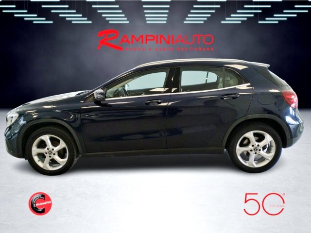 MERCEDES-BENZ GLA 200 usata 12